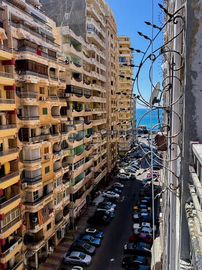 - Apartment for rent furnished or new law 250m Al Mandara - Open views (Abdel Nasser - Al Montazah)