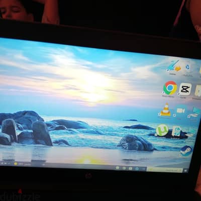 لا بتوب hp  لي لبيع