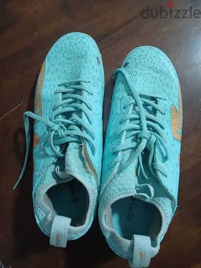 football shoose