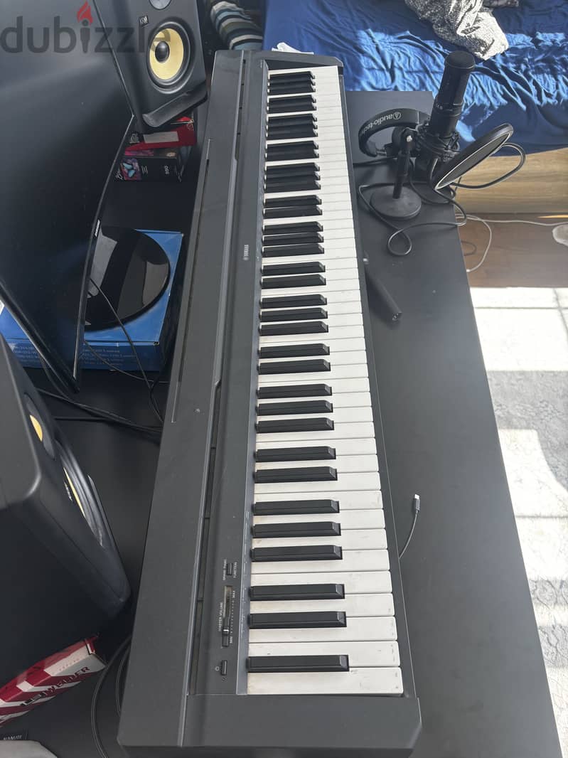 Yamaha P-45 1