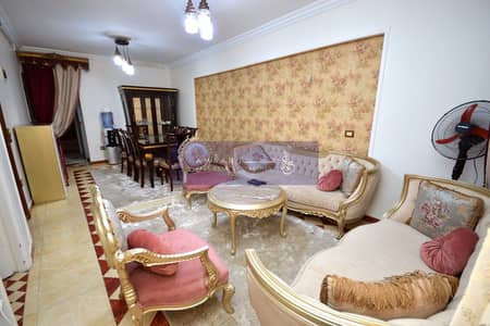 شقة سكنية للبيع في جمال عبد الناصر – بجوار صيدلية عفيفي – 120م²