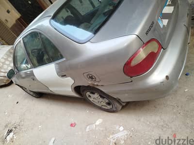 هيونداي أكسنت 2000