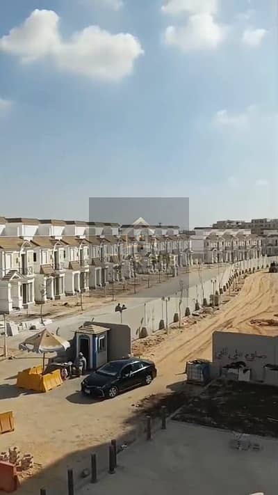 اي فيلا 190م  للبيع كمبوند ماونتن فيو اي سيتي اكتوبر مرحله the lake استلام فوري قسط ل2030 جوار سوديك