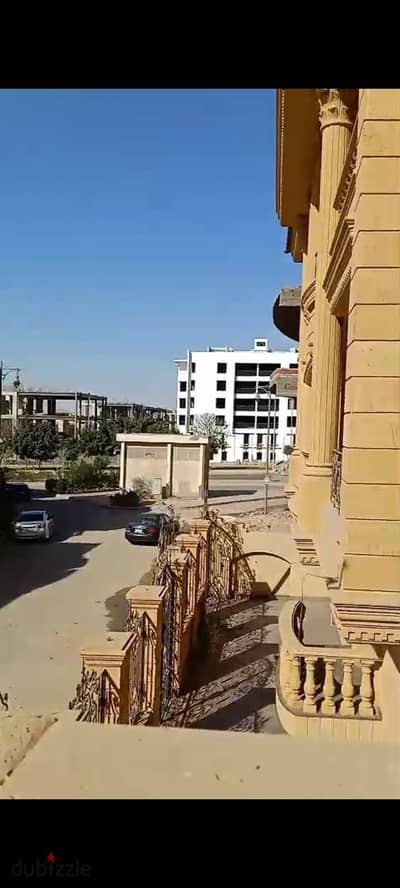 شقة للبيع بفيلات الدفاع الوطني نص تشطيب استلام فوري