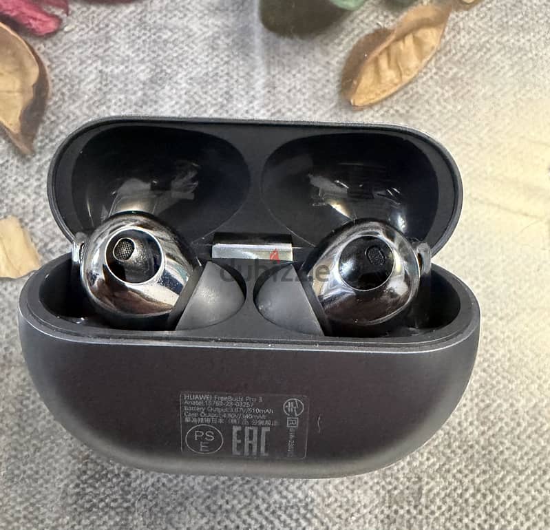 Huawei freebuds pro 3 4
