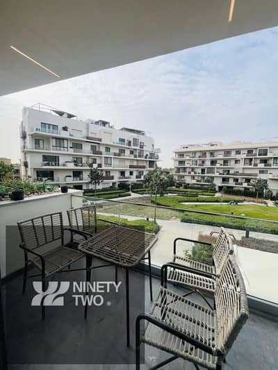 شقة مفروشة للإيجار في فيليت V Residences سوديك 190م فيو حمام سباحة ولاندسكيب