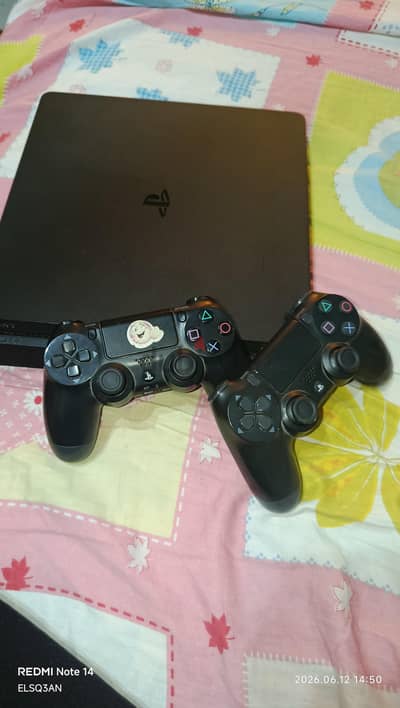 بلايستيشن فور سليم ps4 slim