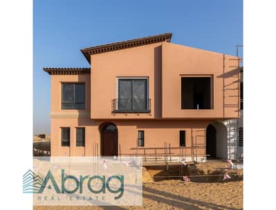 للبيع   تاون هاوس استلام فورى  تكملة اقساط موقع مميز DORRA GROUP الشيخ زايد