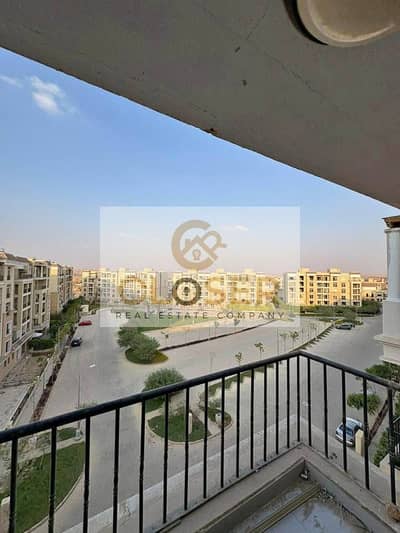 ع طريق السويس مباشره امتلك بنتهاوس 4غرف بروف خاص اوبن فيو ع النادي بكمبوند سرايSarai قسط ع12سنه