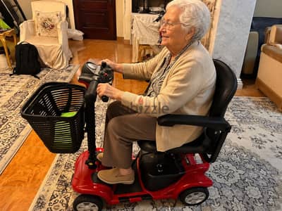 Mobility scooter for seniors