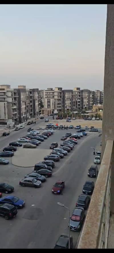 دار مصر القرنفل امام بوابات الرحاب