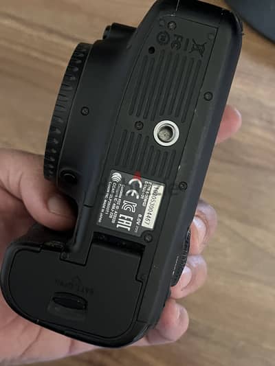 Canon 6D with original battery and charger