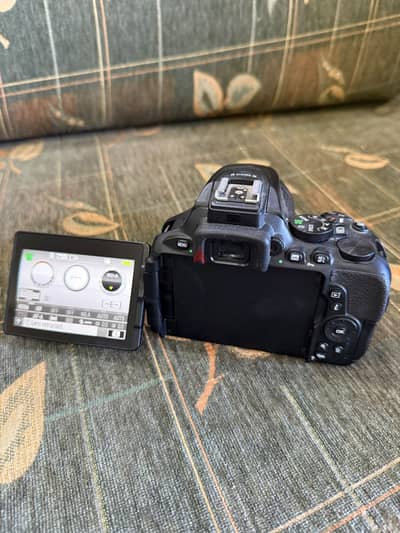Camera Nikon D5600