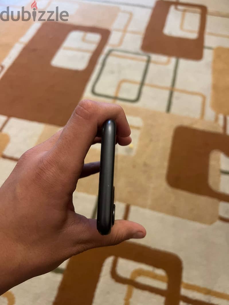 Apple - iPhone 11 1