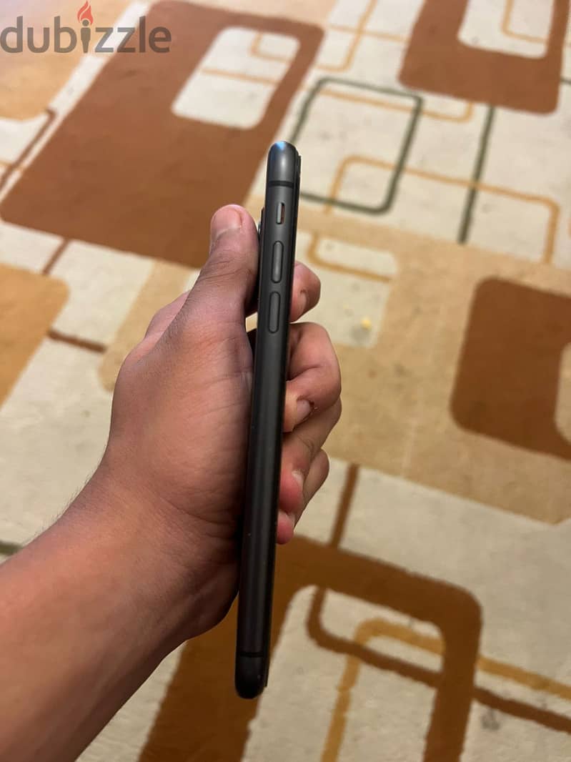 Apple - iPhone 11 2