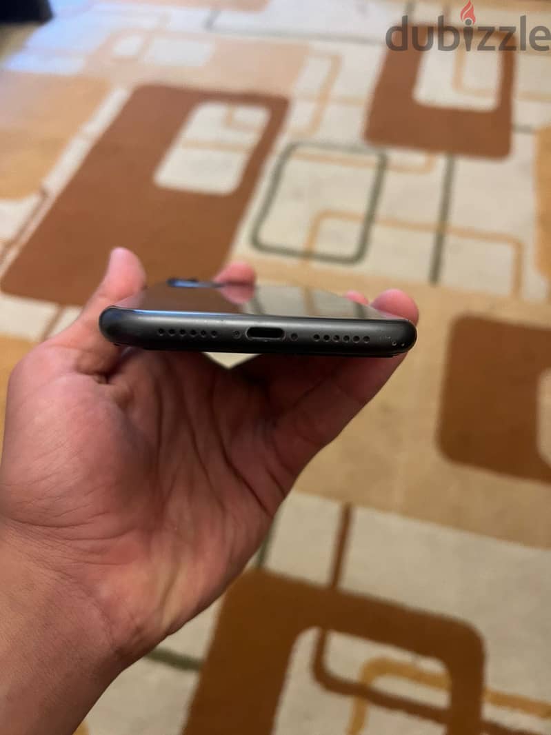 Apple - iPhone 11 5