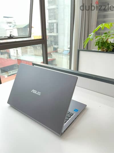 لسه جديد لاب توب اسوس ASUS بمواصفات ممتازة