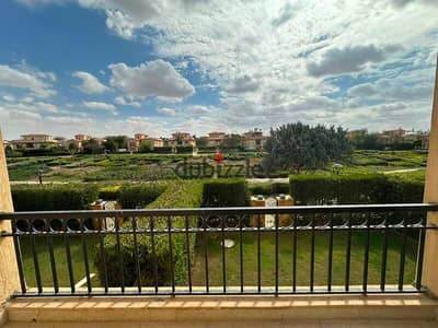 فيلا نموذج مميزة للبيع علي افضل مراحل مدينتي علي مجري السيل مباشر