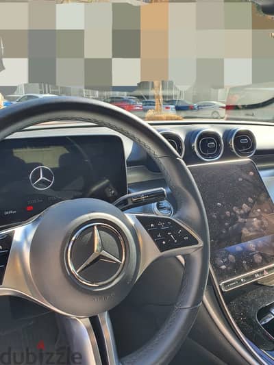 Mercedes-Benz C200 2023