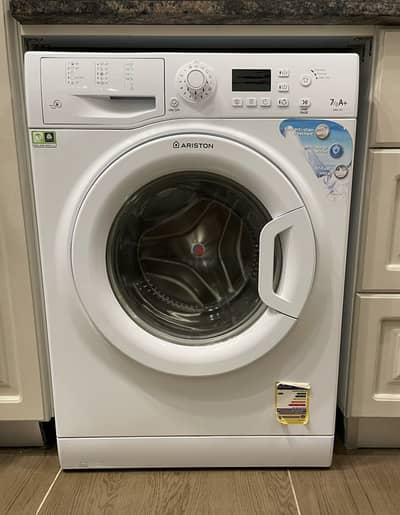 Ariston washing machine 7kg