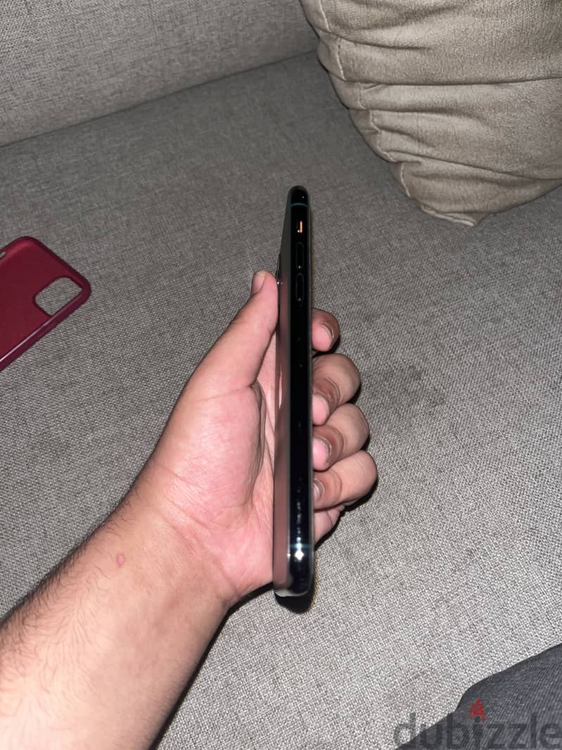 Apple - iPhone 11 Pro Max 1