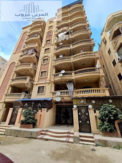 شقه في العجمي اسكندرية شاطئ النخيل  تشطيب التـــــــــــرا لوكس موقع ممتاز جدا شامل الخدمات