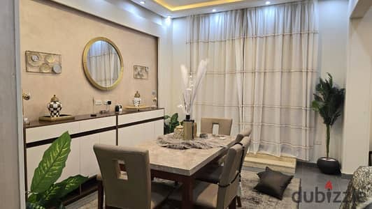 For sale: Ground-floor unit in Al-Banfsaj Villas, featuring a private garden and private entrance, with a view of the garden