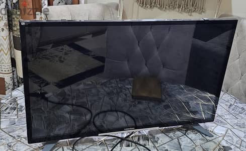 تليفزيون تورنيدو HD شيلد سمارت 32 بوصة ريسيفر داخلي 32ES9300E-A