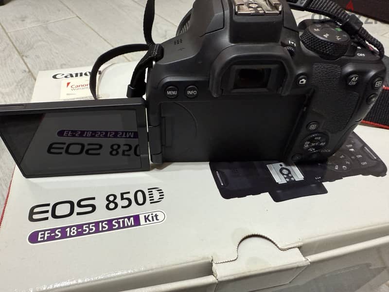 Canon EOS 850D 4