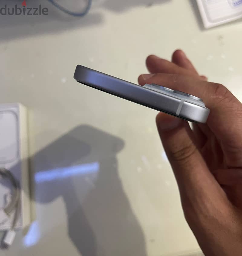 Apple - iPhone 15 5