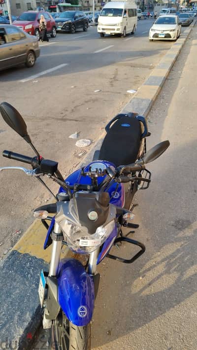 بنلي إيطالي vlm 200