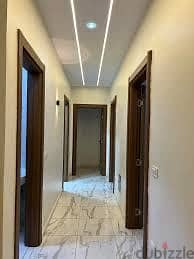 من المالك شقة مساحه كبيره للبيع بجوار ميدان الزراعه