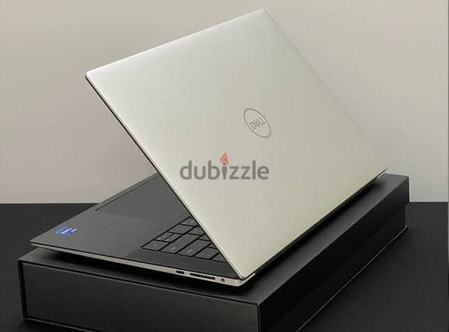 Dell XPS 9520 8