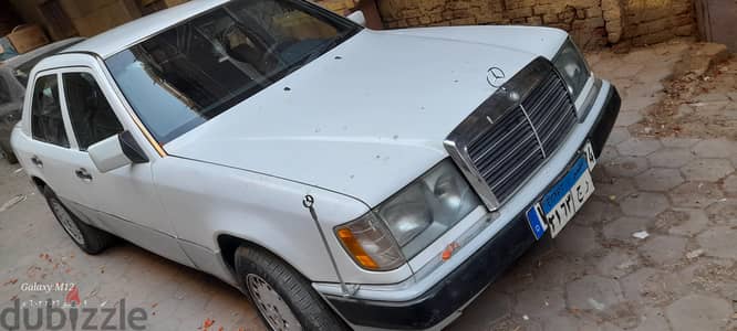 مرسيدس بنز إيه 200 1990