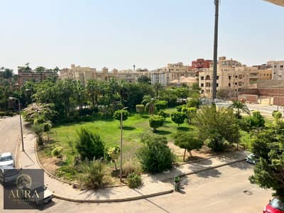 شقة 270م للبيع بكمبوند غرب الجولف | مربع السفارات | فيو أكبر حديقة | استلام فوري
