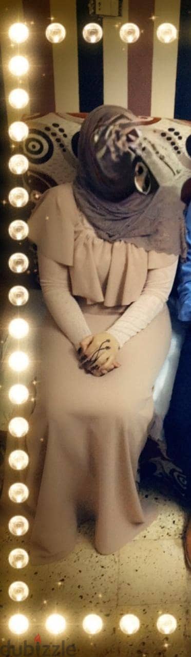 فستان