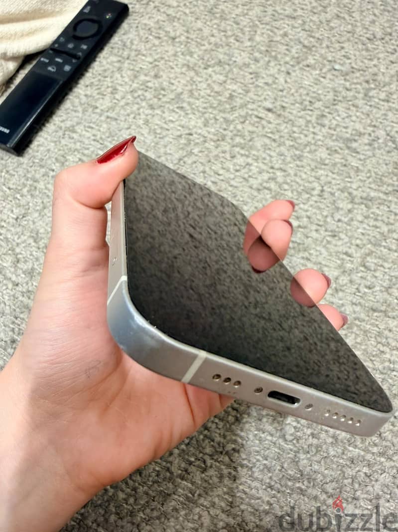 Apple - iPhone 12 3