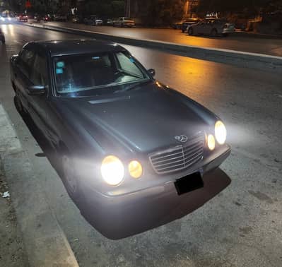 Mercedes-Benz E200 2002 / مرسيدس بنز E200 موديل 2002