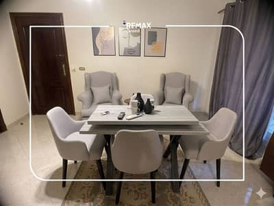 شقة للإيجار ارضي بجاردن مفروشة بالكامل بالتكيفات  كمبوند حدائق المهندسين الشيخ زايد