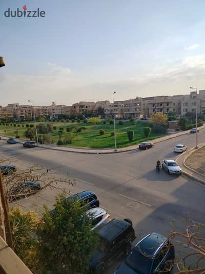 Apartment for rent empty in Yasmeen 6 First Gathering distinctive location garden view