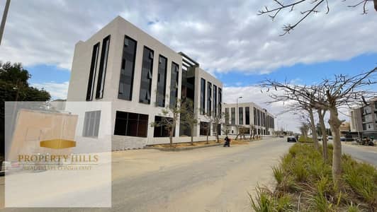 Office for sale in Waterway, immediate occupancy, lowest price and highest return on investment in Fifth Settlement, price payable in installments.