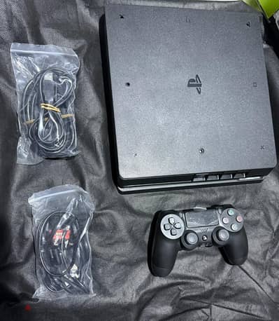 play station 4 slim
