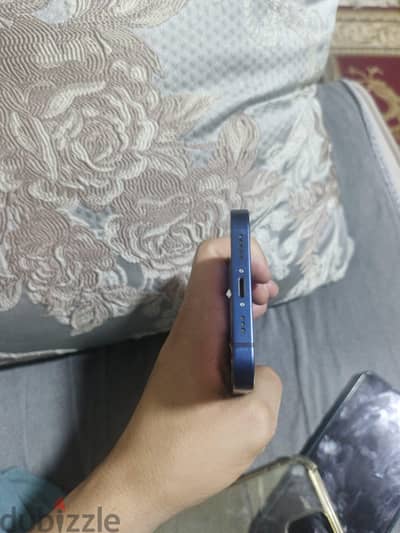 آبل - آيفون 12
