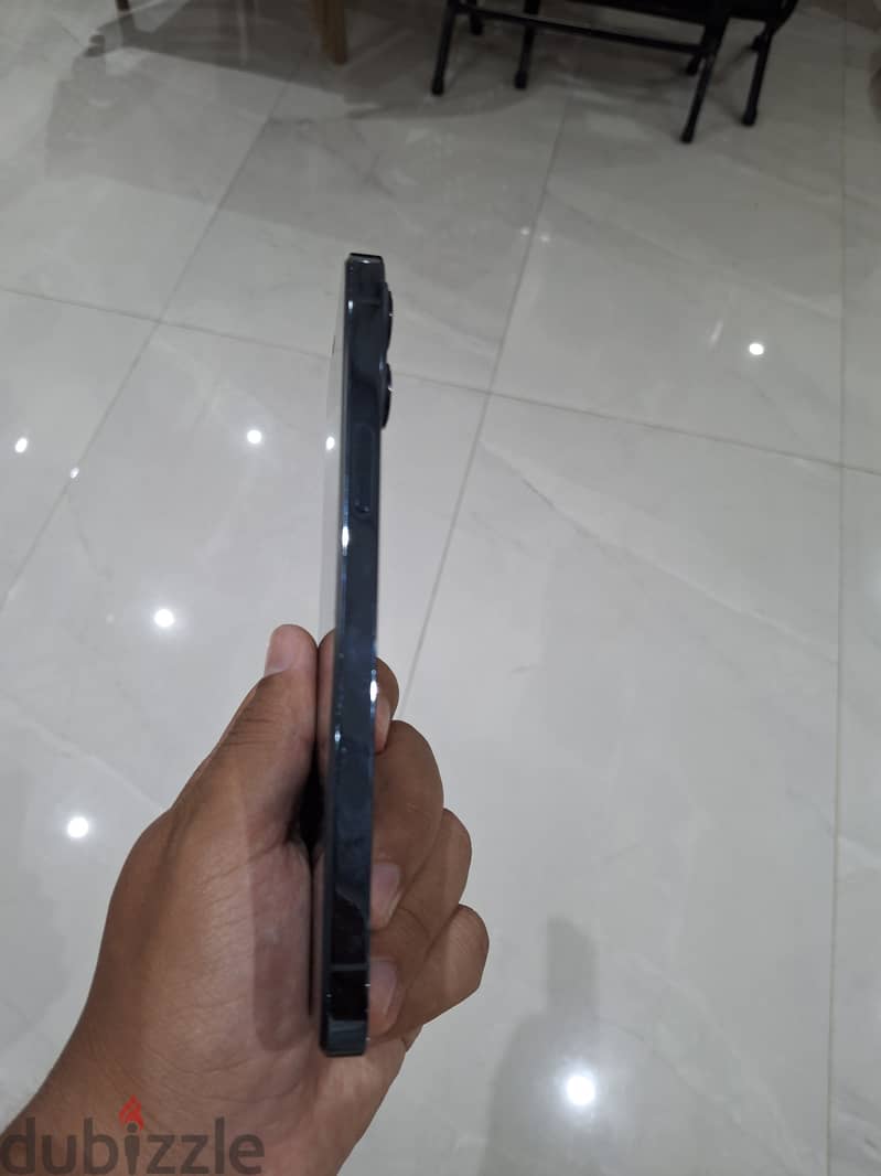 IPhone 12 pro Max 2