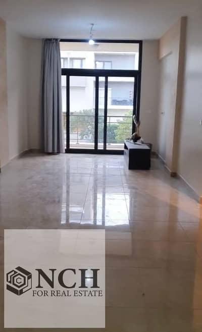 شقة للإيجار في فيفث سكوير المراسم |مطبخ و تكيفات