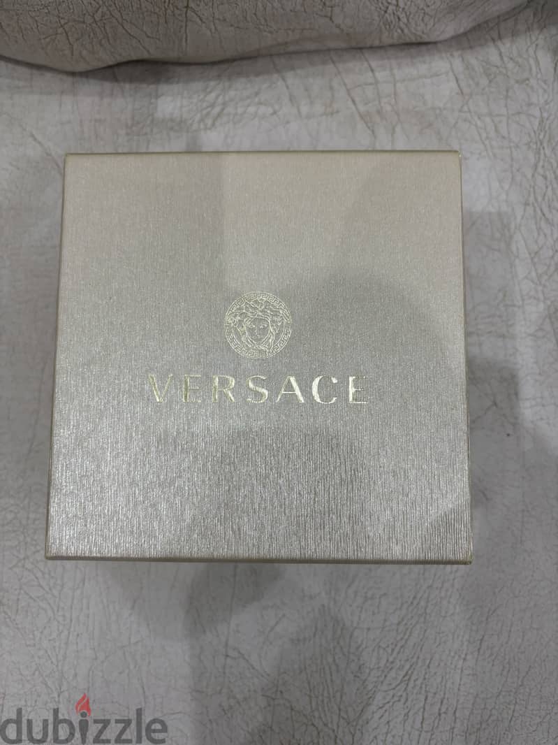 Versace v-essential gold watch Swiss made 1