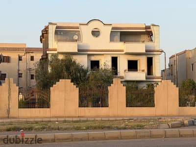 فيلا للبيع في كمبوند الياسمين الشيخ زايد نصف تشطيب