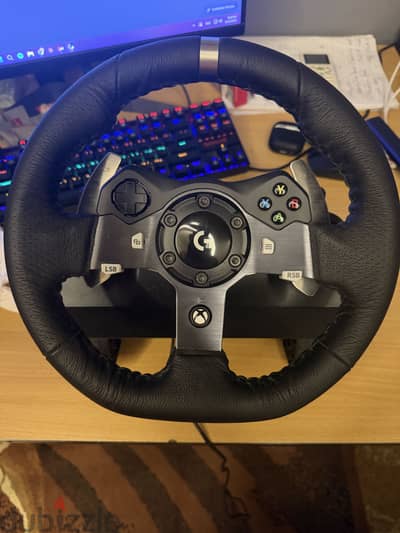 Logitech G920 Racing Wheel + Floor Pedals + Shifter
