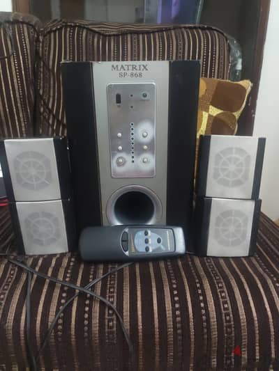 sub woofer plus remote control صب زائد ريموت كنترول