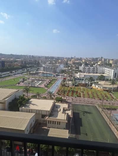 شقة للبيع بمصر الجديدةكمبوند ال9 عمارات 200م سوبر لوكس فيو دار المشاه